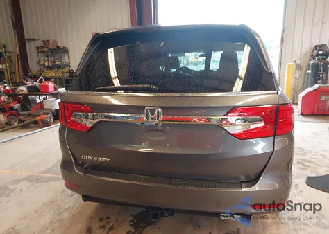 2019 Honda Odyssey Lx z USA, uszkodzony, nr VIN 5FNRL6H22KB047283